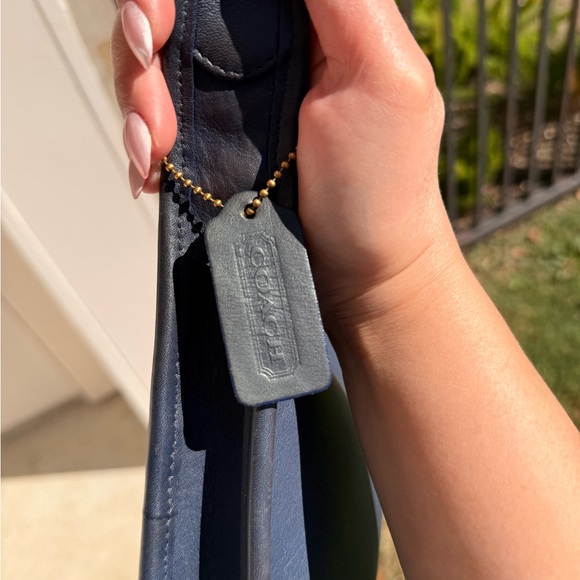 Vintage Coach Ergo Mini Zip 9020 in Blue - Picture 10 of 16